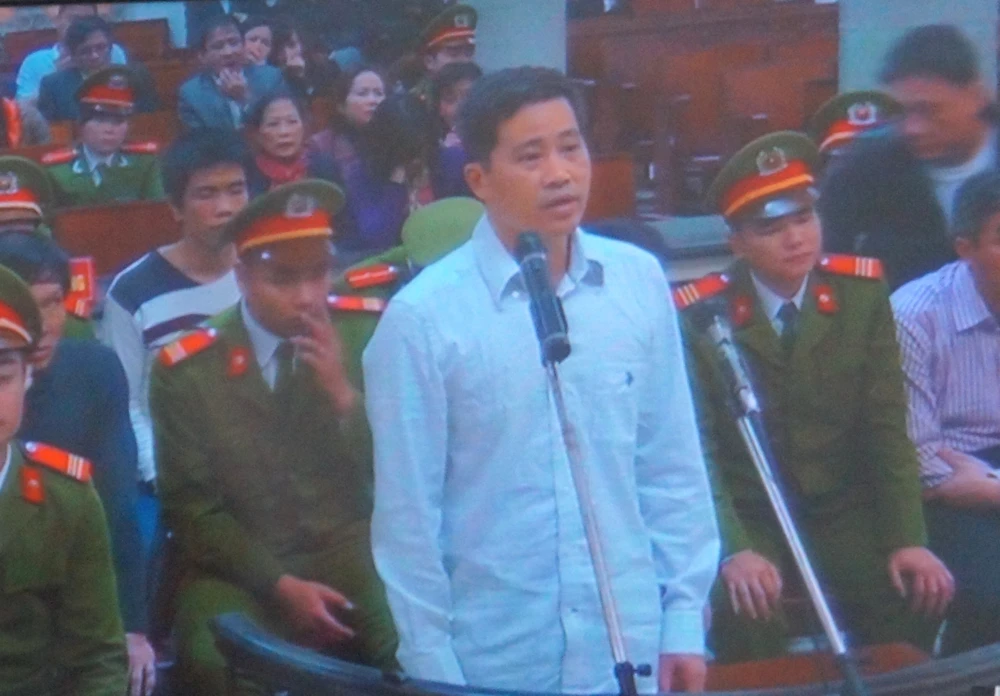 Kiến nghị xem xét khởi tố vụ án cố ý làm lộ bí mật công tác ảnh 4